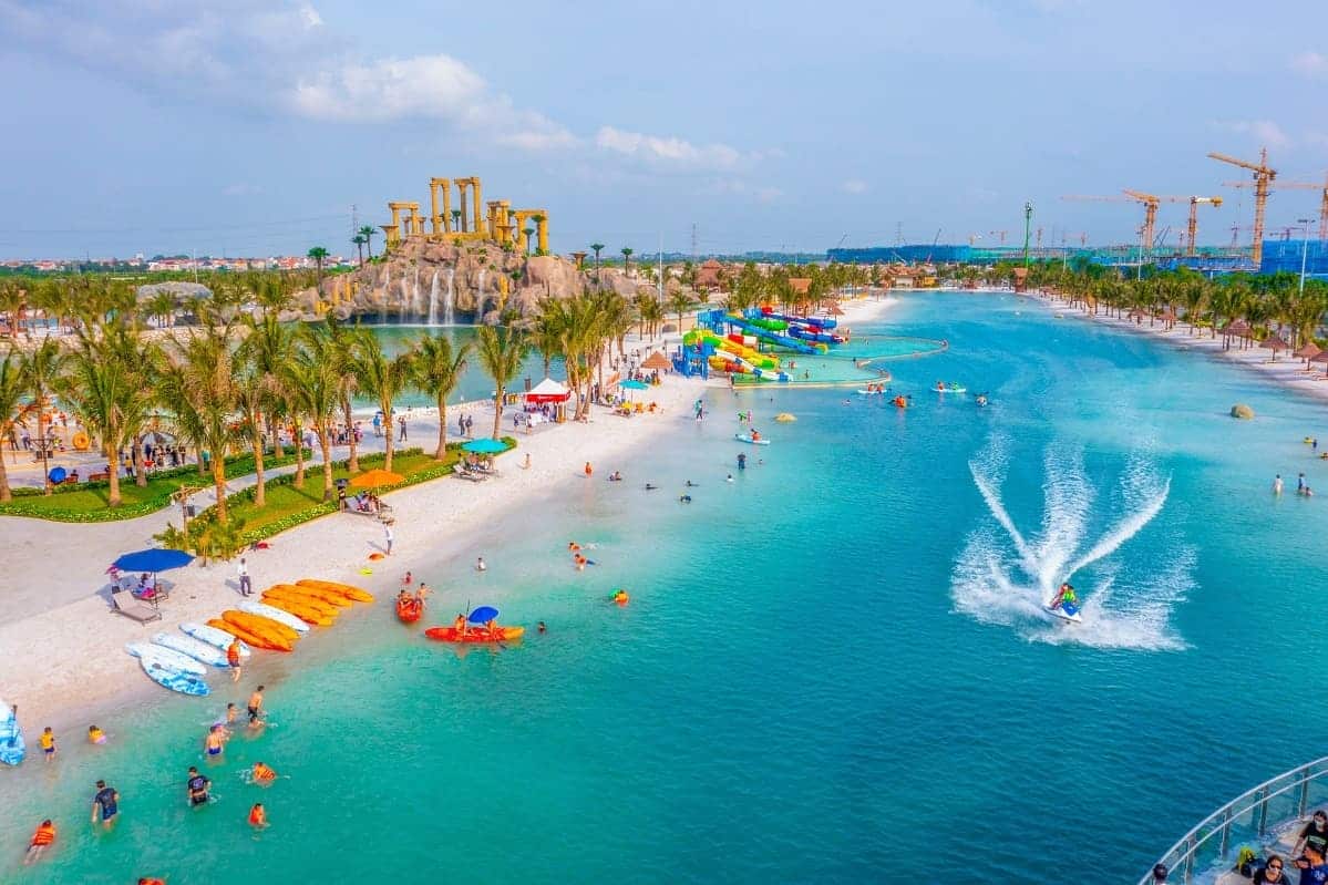 Tổ hợp biển tạo sóng nhân tạo Royal Wave Park.