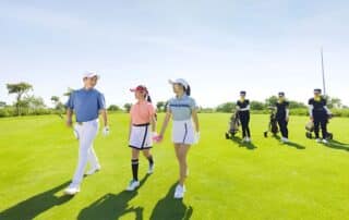 Golf là bộ môn thượng lưu được yêu thích tại Việt Nam với số lượng người chơi lớn.